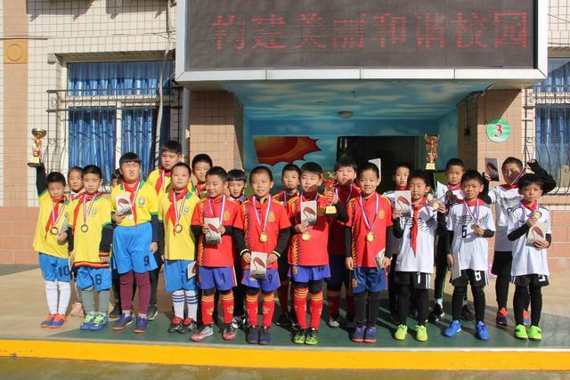 亚足联国家队身价榜：日韩领跑 国足排名第15