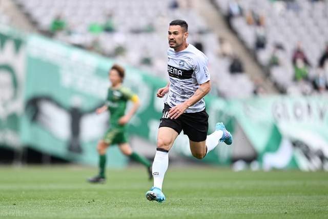 意甲-加蒂头球制胜 尤文图斯1-0那不勒斯