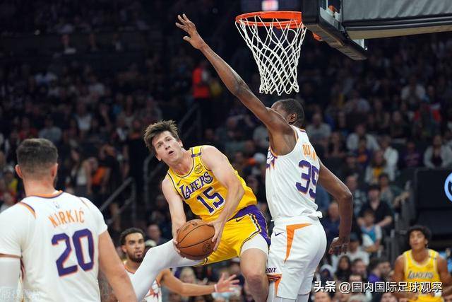 莫兰德22+10辽宁大胜四川 原帅21分山西胜吉林